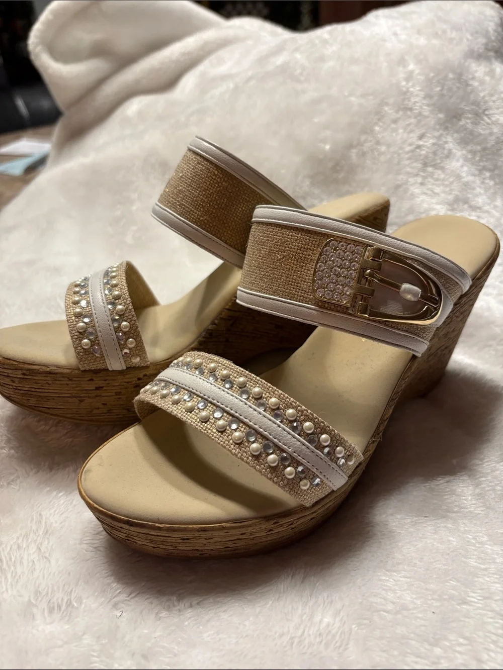 Onex Wedge Sandals